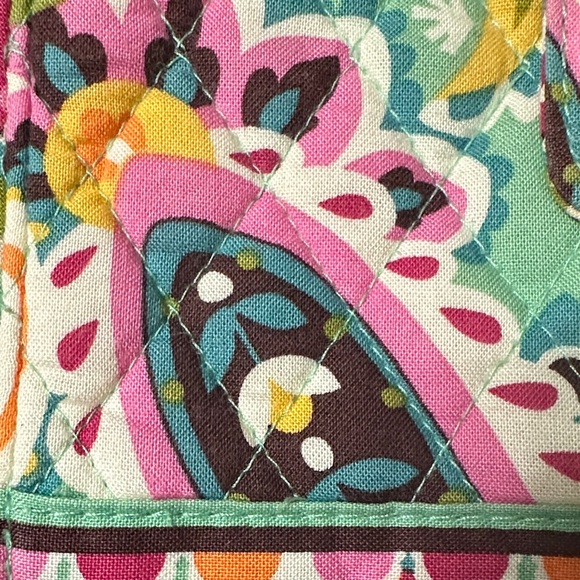 ✳️Vera Bradley Tutti Frutti Turn
Lock Wallet Mint Green Multicolor Paisley - Picture 11 of 16